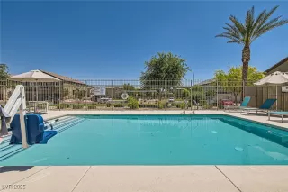 Photo #2: 2681089 Listing