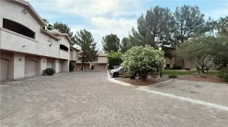 Photo #4: 2681099 Listing