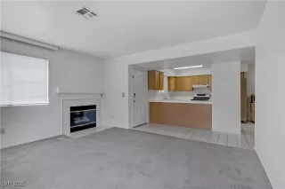 Photo #6: 2681183 Listing