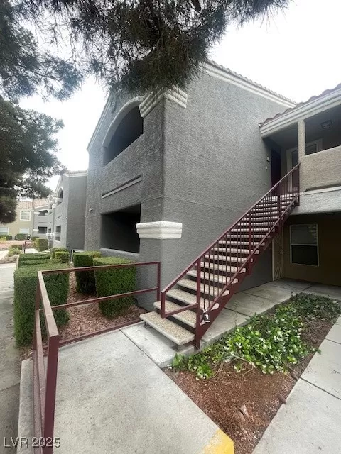 MLS: 2681224 Condo For Sale