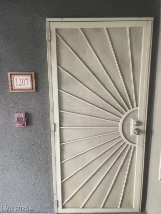 Photo #1: 2681224 Listing 