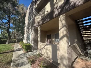 Photo #1: 2681245 Listing