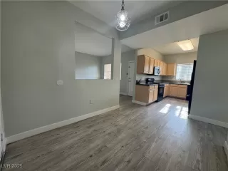 Photo #6: 2681245 Listing