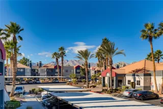 Photo #2: 2681249 Listing 