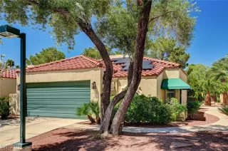 Photo #2: 2681286 Listing