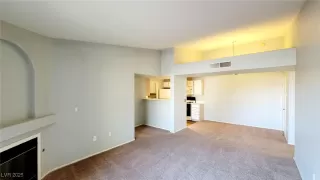 Photo #2: 2681289 Listing 