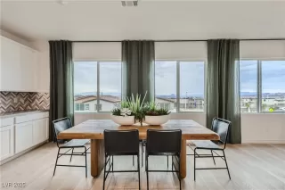 Photo #4: 2681298 Listing 