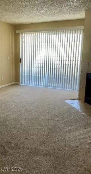 Photo #4: 2681314 Listing