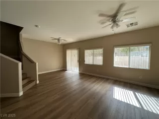 Photo #4: 2681347 Listing 