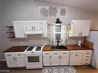 Photo #6: 2681371 Listing