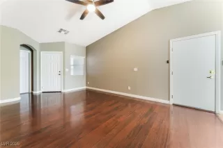 Photo #6: 2681385 Listing 