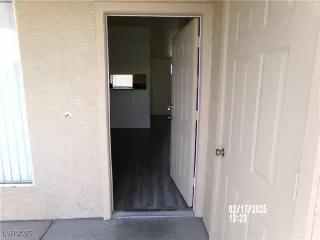 Photo #5: 2681392 Listing 