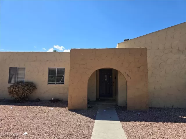 MLS: 2681396 Condo For Sale