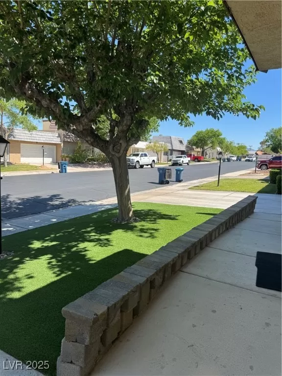 MLS: 2681401 Condo For Sale