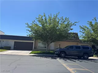 Photo #1: 2681401 Listing 