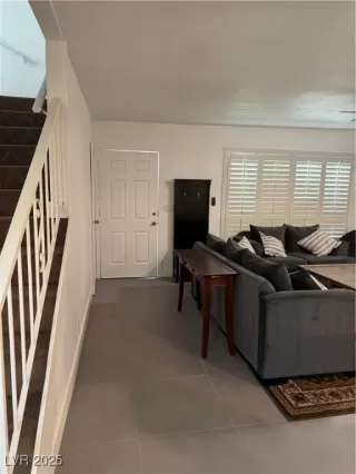 Photo #5: 2681401 Listing 