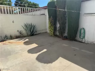 Photo #3: 2681405 Listing