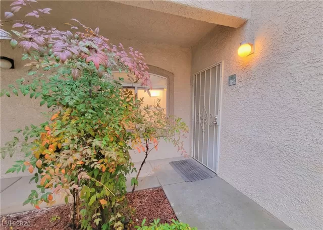 MLS: 2681460 Condo For Sale