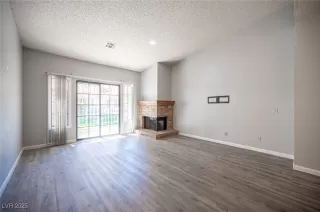 Photo #4: 2681466 Listing