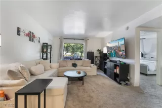 Photo #4: 2681467 Listing 