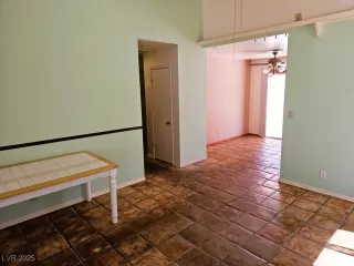 Photo #5: 2681470 Listing