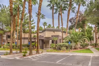 Photo #4: 2681472 Listing