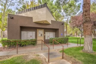 Photo #5: 2681472 Listing