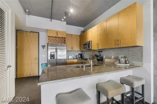 Photo #4: 2681523 Listing 