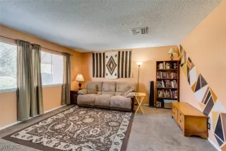 Photo #4: 2681531 Listing 