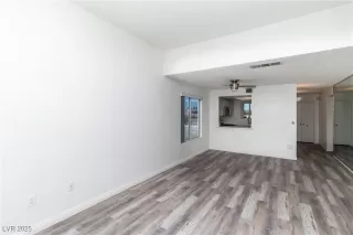 Photo #4: 2681542 Listing