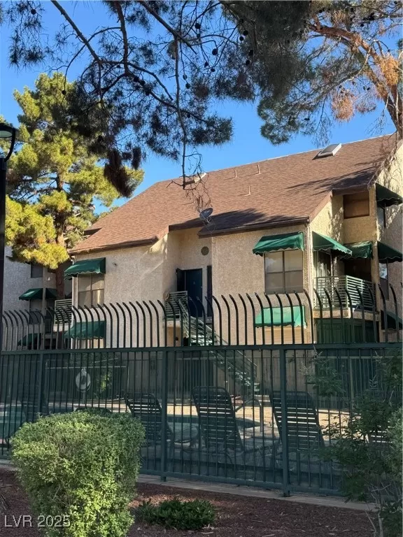 MLS: 2681594 Condo For Sale