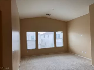 Photo #3: 2681607 Listing 