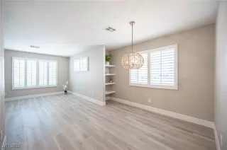 Photo #6: 2681638 Listing