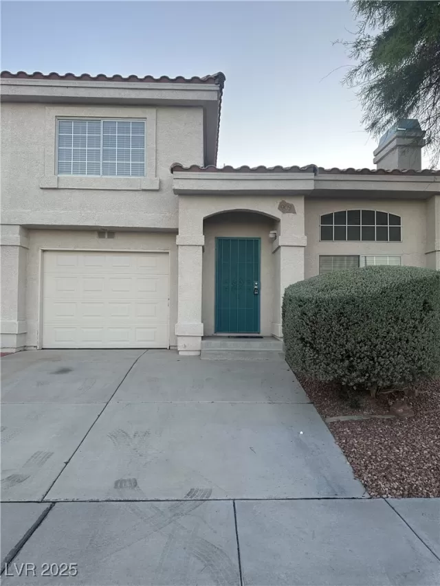 MLS: 2681682 Condo For Sale