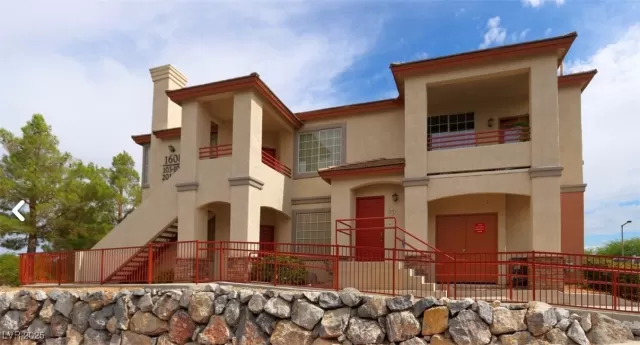 MLS: 2681734 Condo For Sale