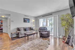 Photo #4: 2681736 Listing 