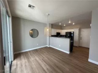 Photo #5: 2681739 Listing 