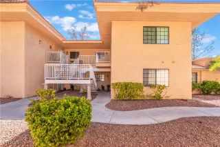 Photo #1: 2681742 Listing 