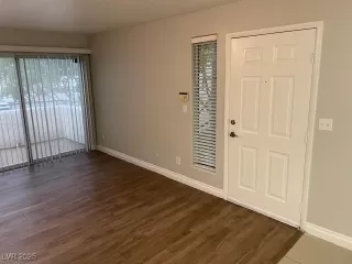 Photo #4: 2681751 Listing 