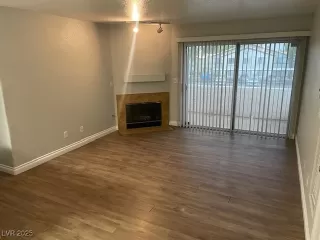 Photo #5: 2681751 Listing 