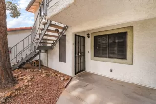 Photo #3: 2681763 Listing 