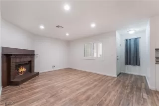 Photo #6: 2681763 Listing 