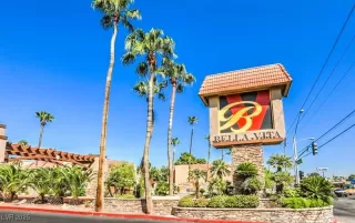 Photo #1: 2681777 Listing 