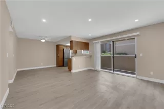 Photo #6: 2681792 Listing