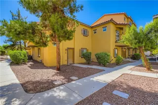 Photo #3: 2681795 Listing 