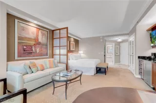 Photo #3: 2681797 Listing