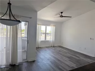 Photo #2: 2681805 Listing 