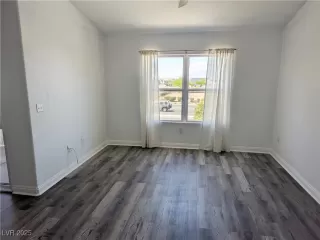 Photo #3: 2681805 Listing 