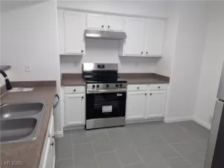 Photo #5: 2681805 Listing 