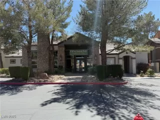 Photo #4: 2681825 Listing